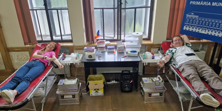 Zeci de angajați ai Primăriei Timișoara au donat sânge