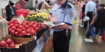 Nereguli în Piața Iosefin! Polițiștii locali au aplicat zeci de amenzi