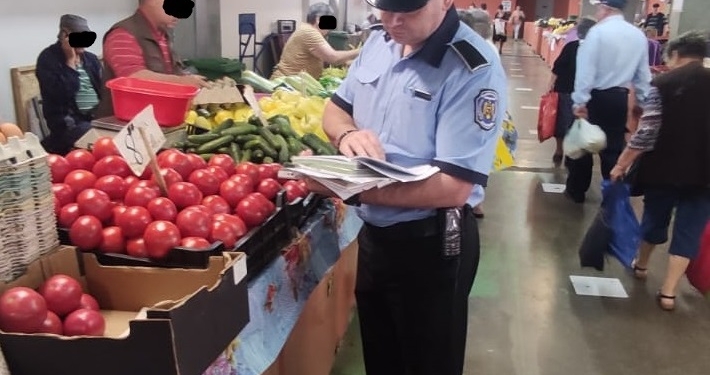 Nereguli în Piața Iosefin! Polițiștii locali au aplicat zeci de amenzi