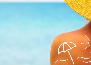 Medic timișorean: Expunerea necontrolată la soare poate duce la cancer de piele