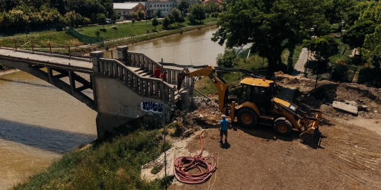 Noul pod pietonal din zona Iosefin, în locul pasarelei Gelu, finalizat până la sfârșitul anului