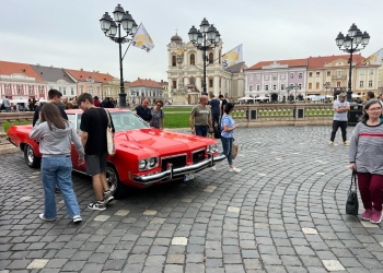 „Bătrânele doamne” la Retroparada Toamnei, de la Timișoara