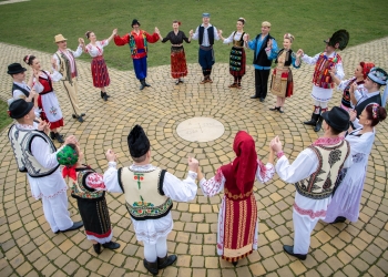 Spectacol inedit despre atmosfera satului tradițional bănățean, la Timișoara