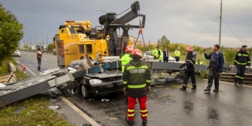 Cazul porții ucigașe! Trei angajați ai Primăriei Timișoara, eliberați din funcție