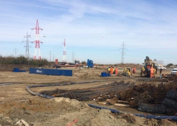 Se intervine pentru relocarea ultimilor stâlpi de înaltă tensiune din Moșnița Nouă ce stau în calea centurii de sud