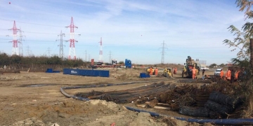 Se intervine pentru relocarea ultimilor stâlpi de înaltă tensiune din Moșnița Nouă ce stau în calea centurii de sud