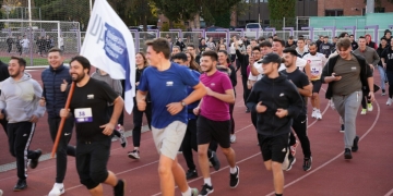 „103 pentru Poli”! Au alergat 103 tururi de pistă pentru aniversarea Universității Politehnica Timișoara