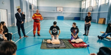 Sute de elevi timișoreni învață să salveze vieți, la școală! Rezultatele programului Primăriei, ISU și ISJ