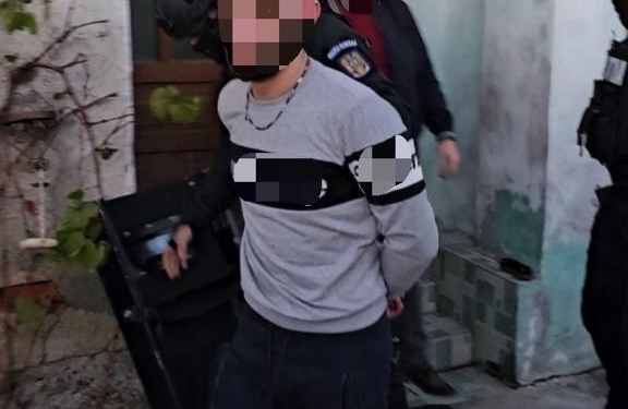 Traficant de minori și violator, reținut în vestul țării