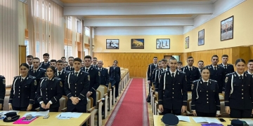 Zeci de agenți de poliție „au intrat în pită”, în secțiile din Timiș