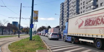 Accident într-o intersecție importantă de pe Calea Șagului! Circulația tramvaielor, dată peste cap