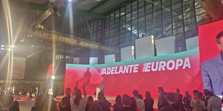 România, reprezentată la Congresul European al Social Democraților!