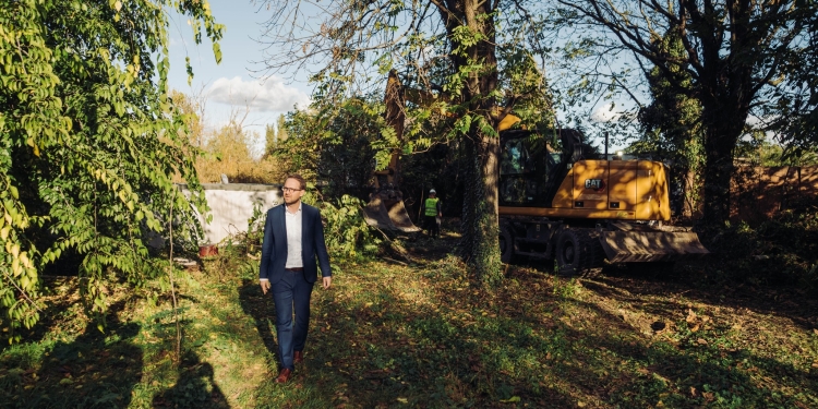 După „Boss”, a venit „Gatsby”. Continuă demolarea teraselor construite ilegal pe malurile Begăi