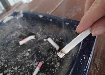 Le-au „ars” o amendă de mii de lei! Birt din Timișoara amendat pentru că se fuma în interior