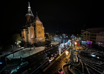 Timișoara s-a colorat în alb! Prima zăpadă din acest sezon FOTO