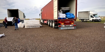 Se montează o scenă de mari dimensiuni la Aerodromul Cioca