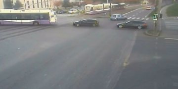 Impact violent între două tramvaie pe B-dul Liviu Rebreanu din Timișoara