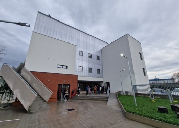 Zeci de copii și adulți din cartierul timișorean Kuncz, sprijiniți să-și facă un rost