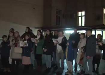 Vestea Nașterii Domnului și la cei mai puțin norocoși! Colindătorii au ajuns și la Spitalul „Victor Babeș” din Timișoara