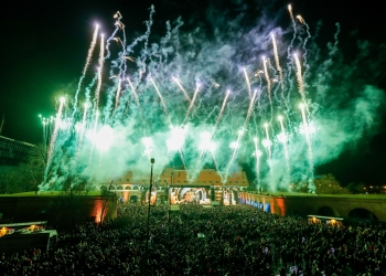 Distracție în centrul Timișoarei de Revelion, cu The Motans și Festivalul Luminilor