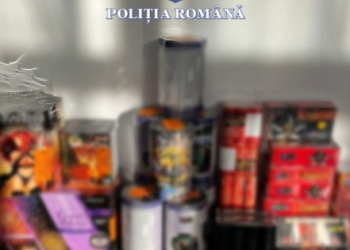Percheziție la un bărbat din Timiș care deținea ilegal petarde și artificii