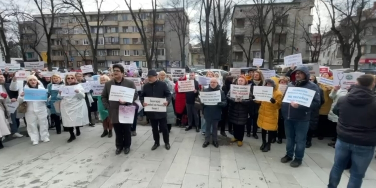 Medicii de familie din Timiș protestează în continuare