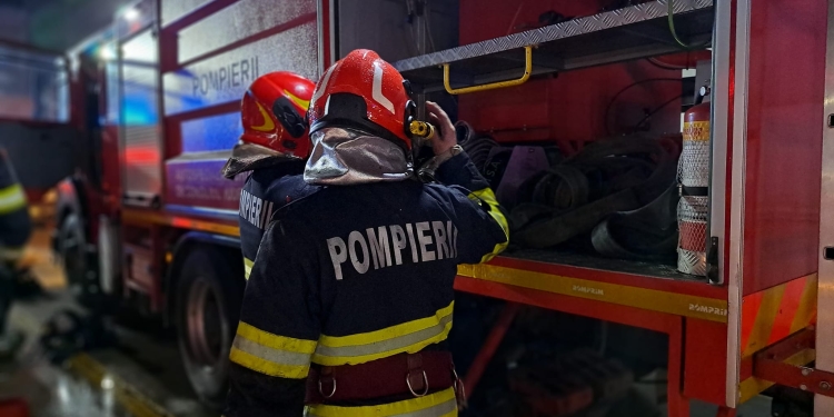Incendiu într-un bloc din Timișoara! Zeci de persoane evacuate