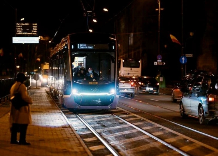 Primarul Timișoarei, certat de soție că nu funcționează sistemul de monitorizare pentru transportul public în comun din Timișoara