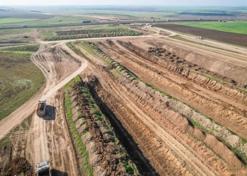Se poate finaliza descărcarea de pe autostrada A1, de la Sânandrei! Noul constructor, desemnat