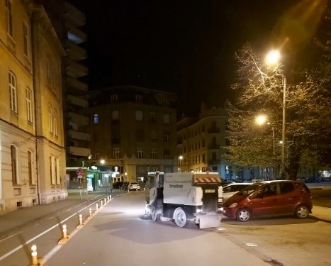 Străzile din Timișoara, mai curate! Primăria începe operațiunile de spălare și măturare