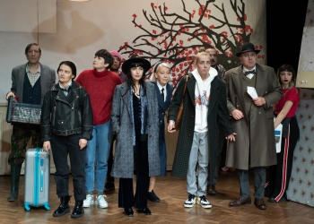 O actriță de la Teatrul German din Timișoara, rănită în timpul unui spectacol! Un panou a căzut pe ea