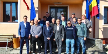 PSD Timiș pierde în favoarea PNL unul dintre primarii cu cele mai multe mandate, Ilie Golubov. Și de la PNL pleacă la PSD un alt primar