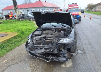 Accident grav pe un drum din Timiș! Trei răniți după ce două mașini s-au ciocnit