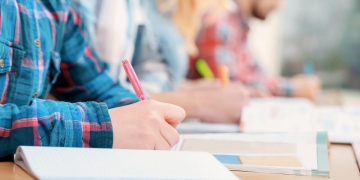 Simulare la BAC! Aproape 300 de liceeni din Timiș, absenți de la proba la Română