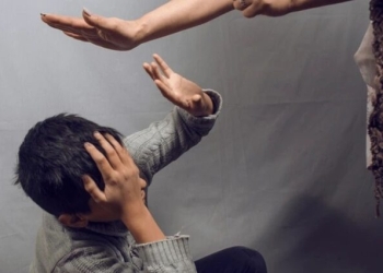 Învățătoare din Timișoara, acuzată de agresiune asupra unui copil din clasa 0