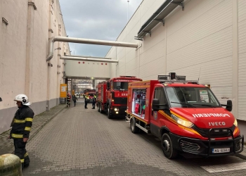 Incendiu la fabrica Continental din Timișoara! 100 de persoane s-au autoevacuat