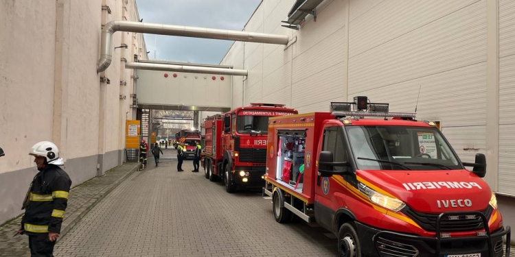 Incendiu la fabrica Continental din Timișoara! 100 de persoane s-au autoevacuat