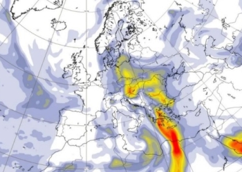 Nor de praf saharian traversează și vestul țării