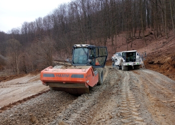 Se amenajează accesul în șantierul din zona unde vor fi construite tunelurile de pe autostrada A1