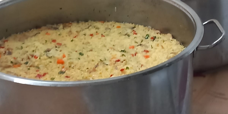 Produse mucegăite, rugină și mizerie de nedescris într-un restaurant din Lugoj! Inspectorii OPC l-au închis temporar