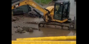 Dorel lovește din nou la Timișoara! Avarie uriașă provocată la rețeaua de apă de firma care reabilitează pasarela Gelu