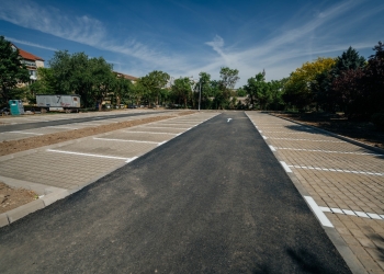 Teren dezafectat din zona Girocului, transformat în parcare de Primăria Timișoara în timp record FOTO