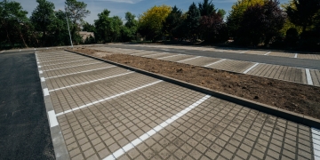 Teren dezafectat din zona Girocului, transformat în parcare de Primăria Timișoara în timp record FOTO