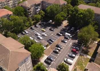 Garajele din zona Lipovei din Timișoara sunt istorie! Primele parcări sunt finalizate