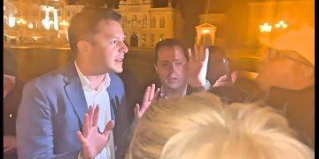 Început de campanie electorală cu strigături, la Timișoara! USR acuză agresiune AUR împotriva lui Dominic Fritz