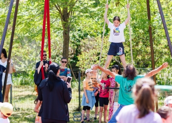 Activități culturale în Parcul Adolescenței și zona Lunei din Timișoara, în cadrul proiectului „Povești din vecini”