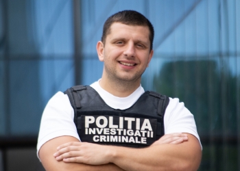 Erou de ziua fiului său! Un polițist din Timișoara a readus la viață un bărbat, după ce i-a aplicat manevrele de resuscitare
