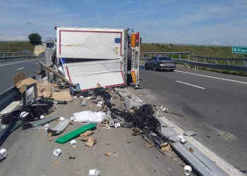 Accident înfiorător pe autostrada A1, la Lugoj! Un șofer de TIR a murit