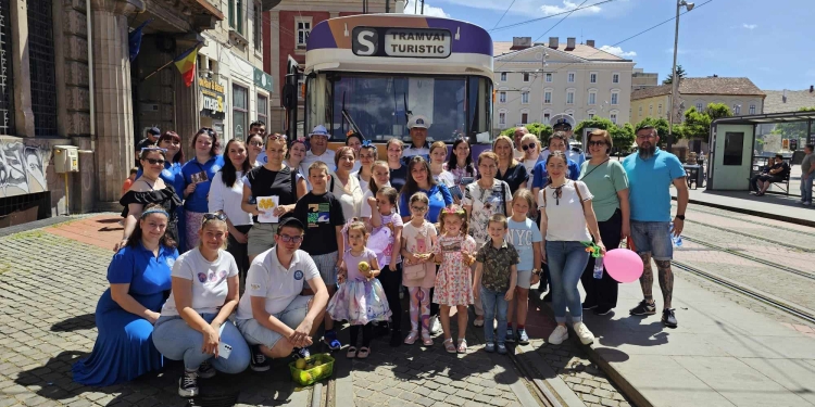 Tramvaiul a circulat pentru copiii din Timișoara pe linia Științelor Vieții