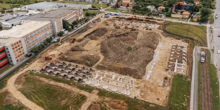Avansează lucrările la noul stadion construit de Primăria Timișoara